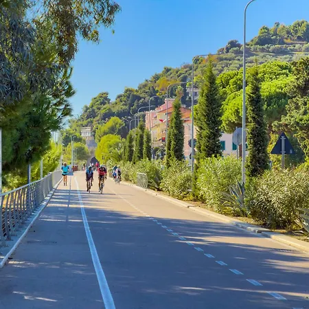 Apartman Il Balcone Sul Prino Imperia